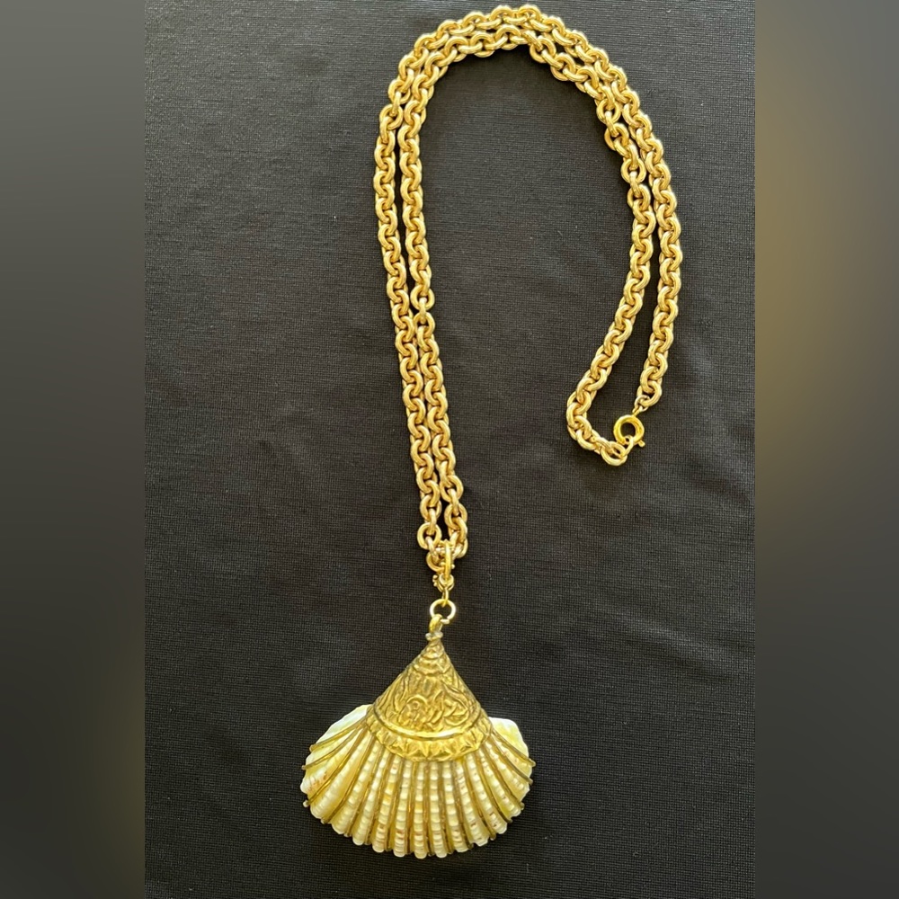 Shell Pendant - image 1